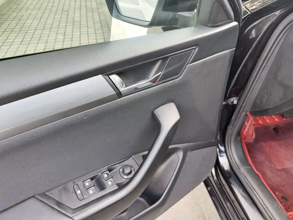 SKODA SUPERB 2018