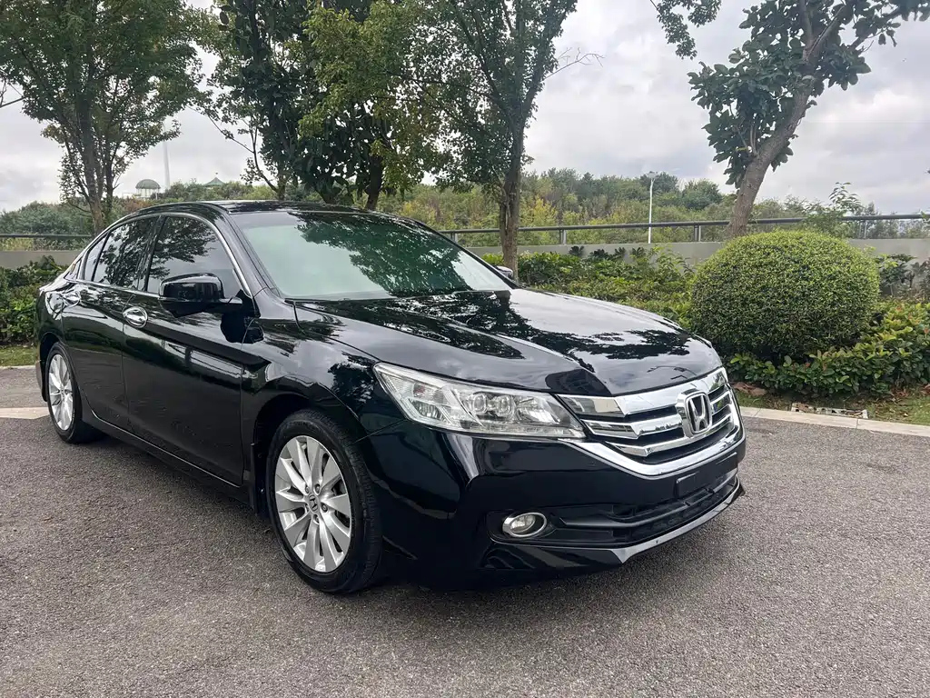 HONDA ACCORD 2015