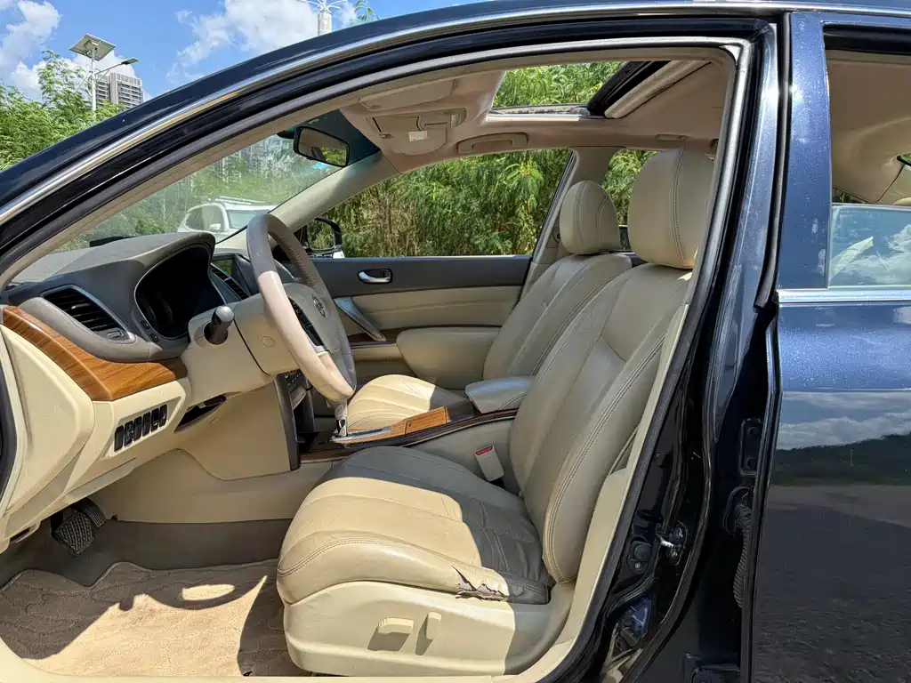 NISSAN TEANA 2012