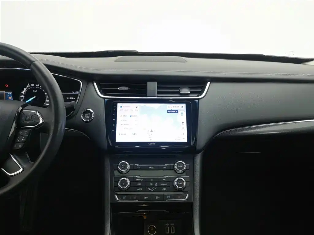 FORD TAURUS 2019