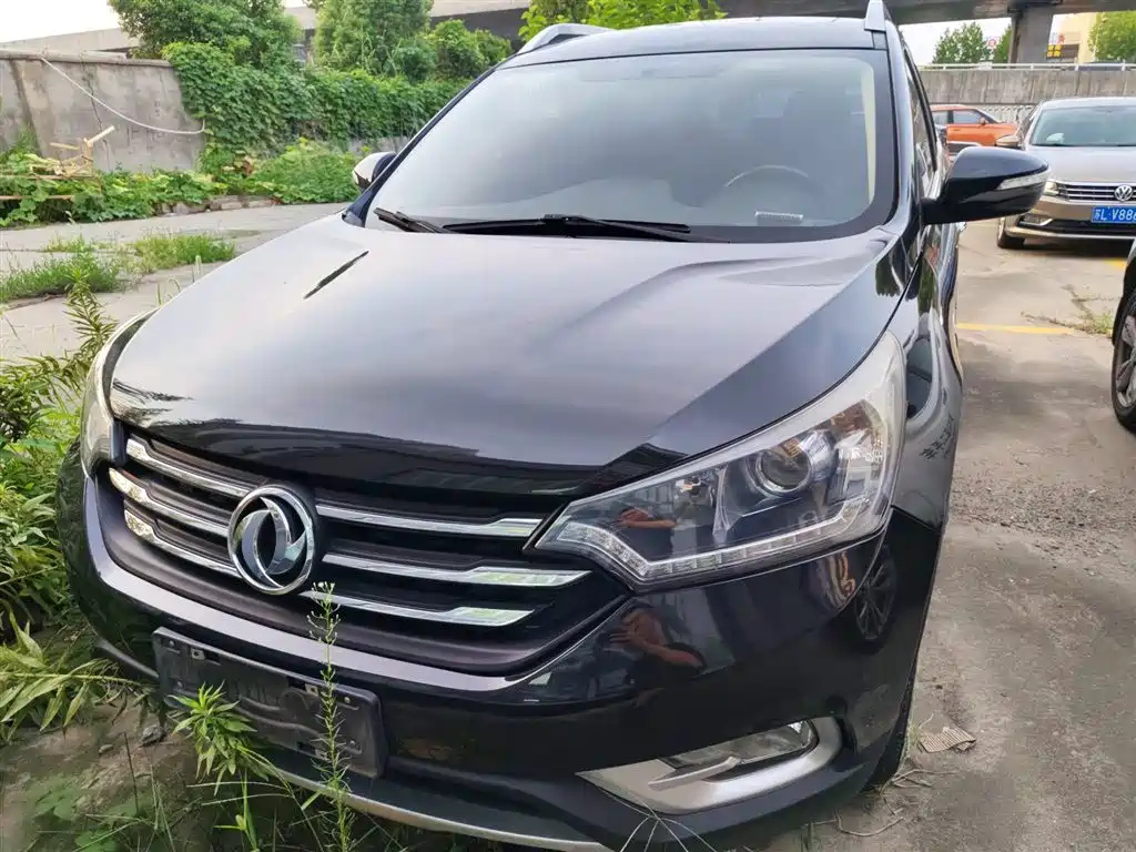 DONGFENG AEOLUS AX7 2015