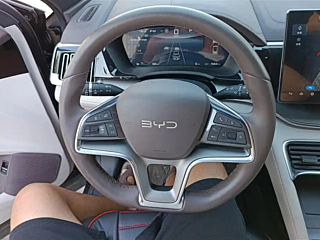 BYD SONG PLUS NEW ENERGY  2025 YEAR EV 520KM PREMIUM 2025