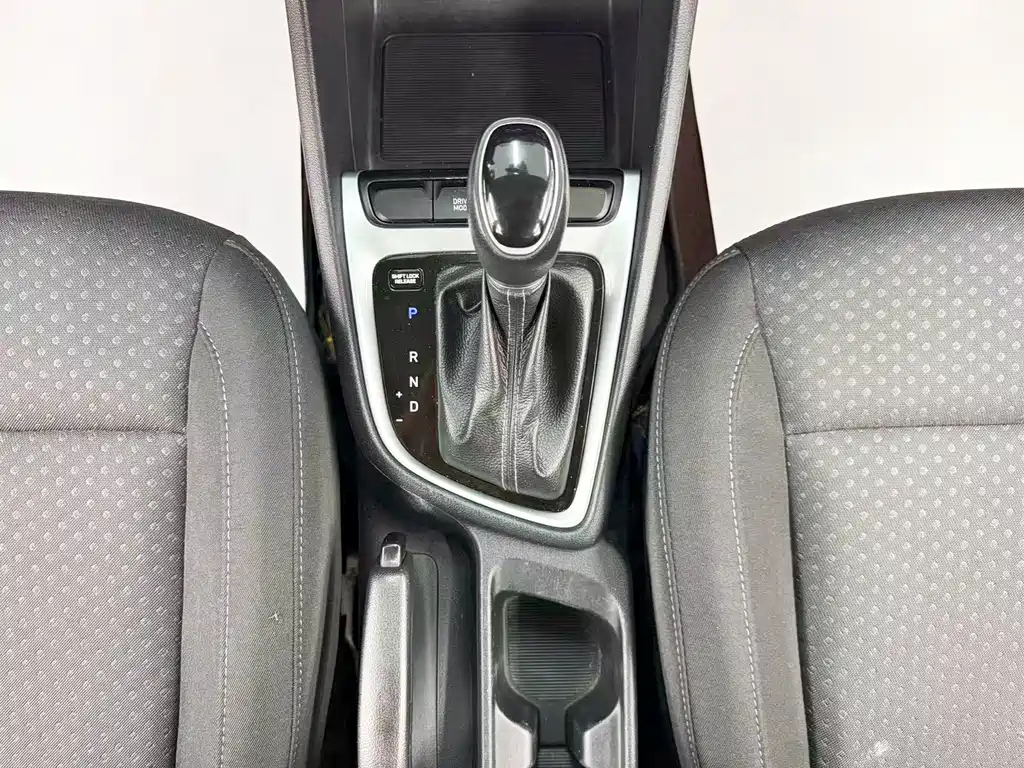 HYUNDAI CELESTA 2018