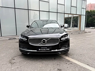 VOLVO S90 2023