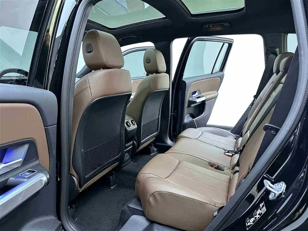 MERCEDES BENZ GLB 2022