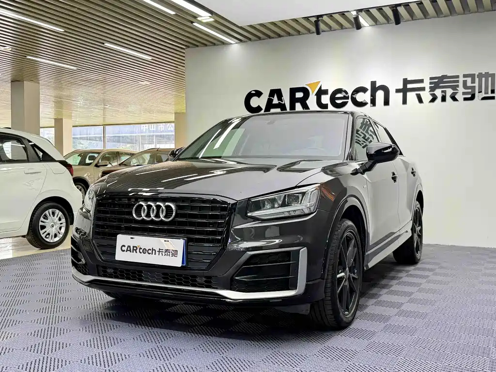 AUDI Q2L 2021