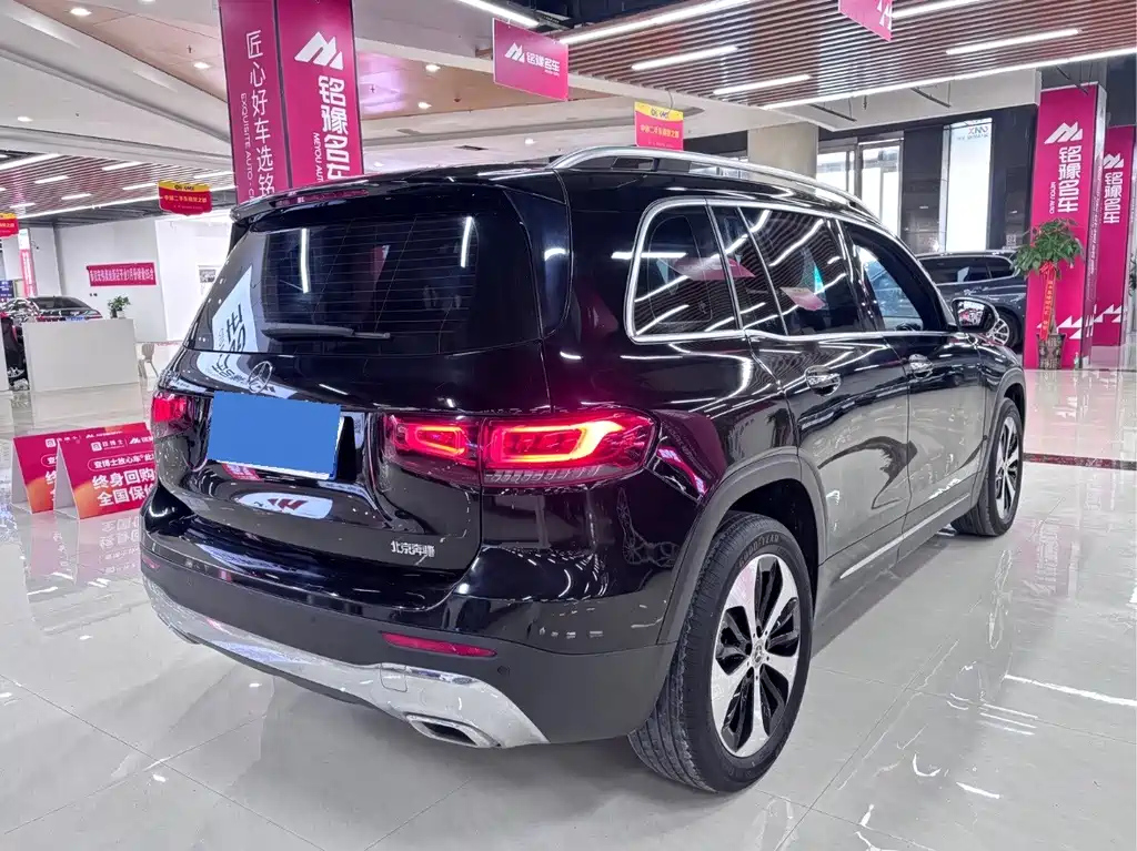 MERCEDES BENZ GLB 2021