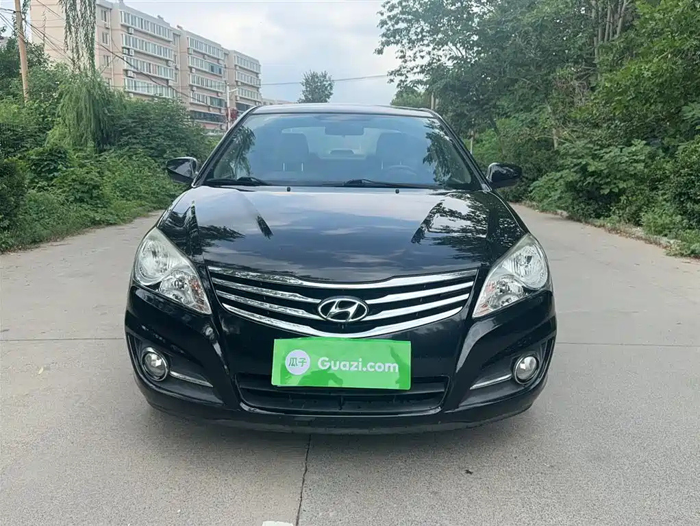 HYUNDAI CELESTA 2011