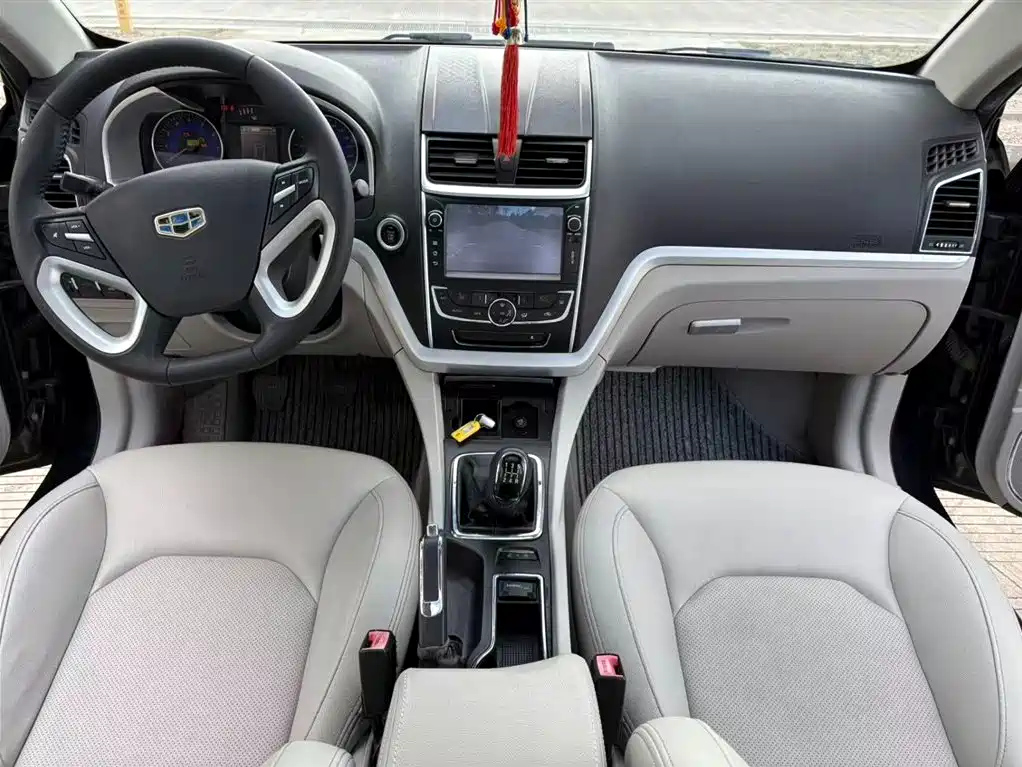 GEELY AUTO EMGRAND 2014
