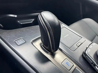 LEXUS UX NEW ENERGY 2020 YEAR 300E . EDITION 2020
