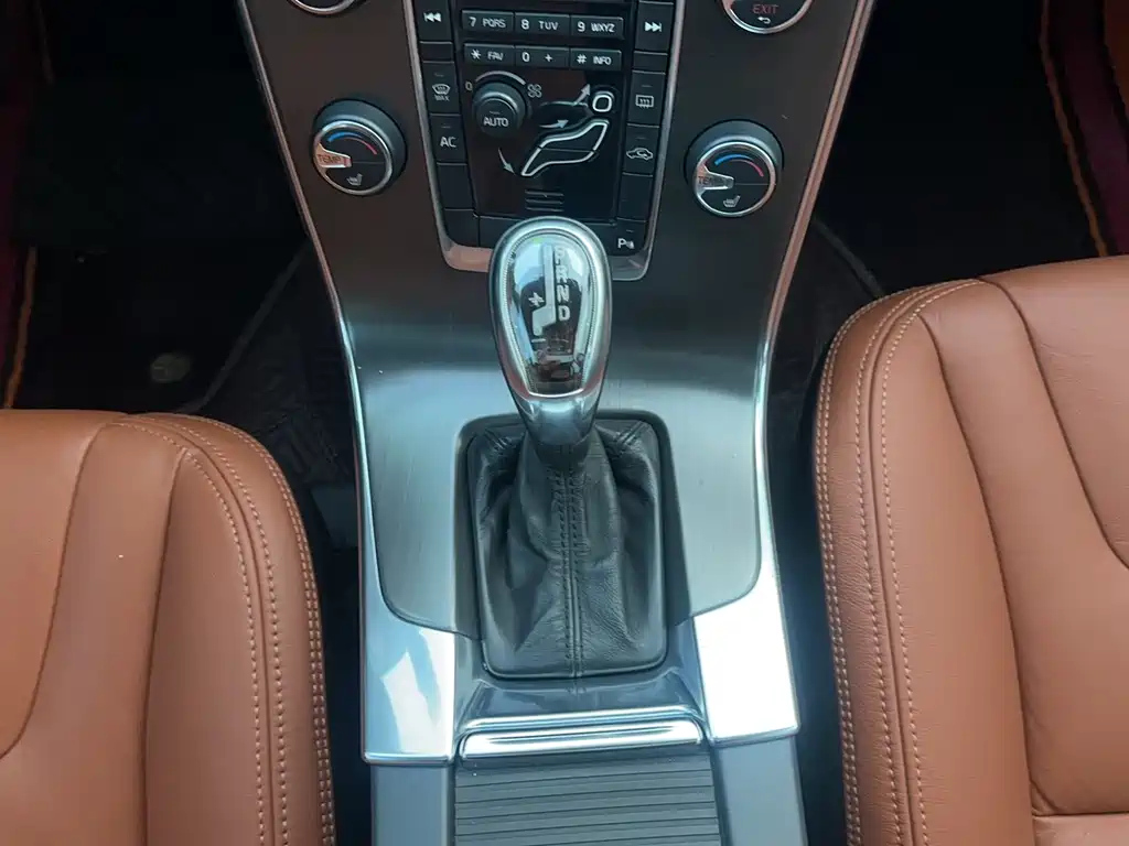 VOLVO S60 IMPORT 2013