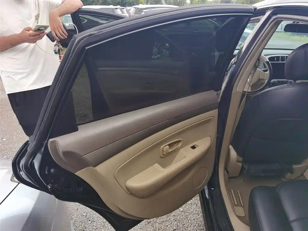 NISSAN SYLPHY 2018