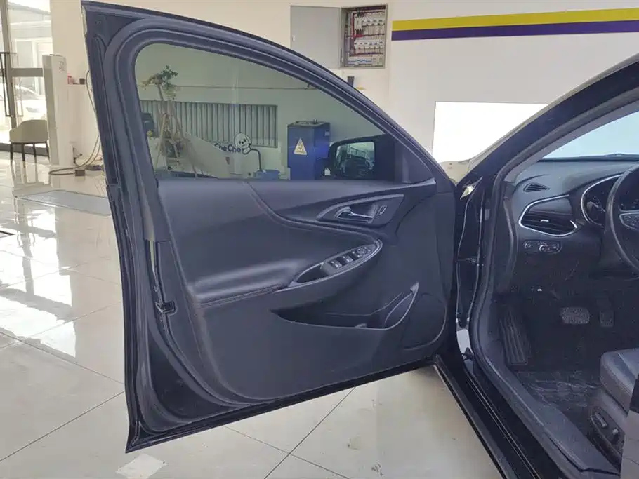 CHEVROLET MALIBU XL 2023