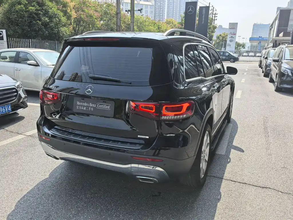 MERCEDES BENZ GLB 2020