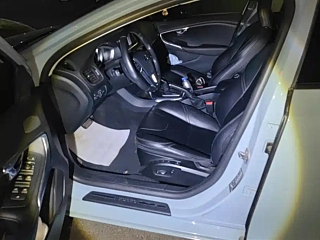 VOLVO V40  2018 YEAR T3 &#26234;&#36920; EDITION 2018