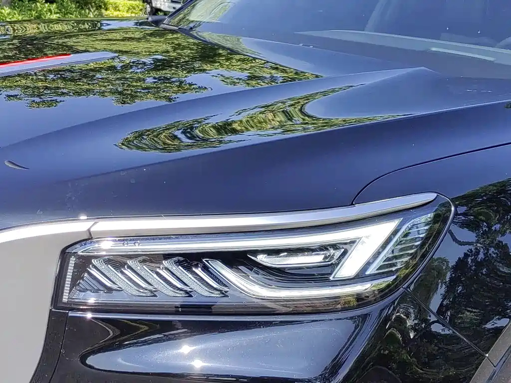 HONGQI HS5 2023