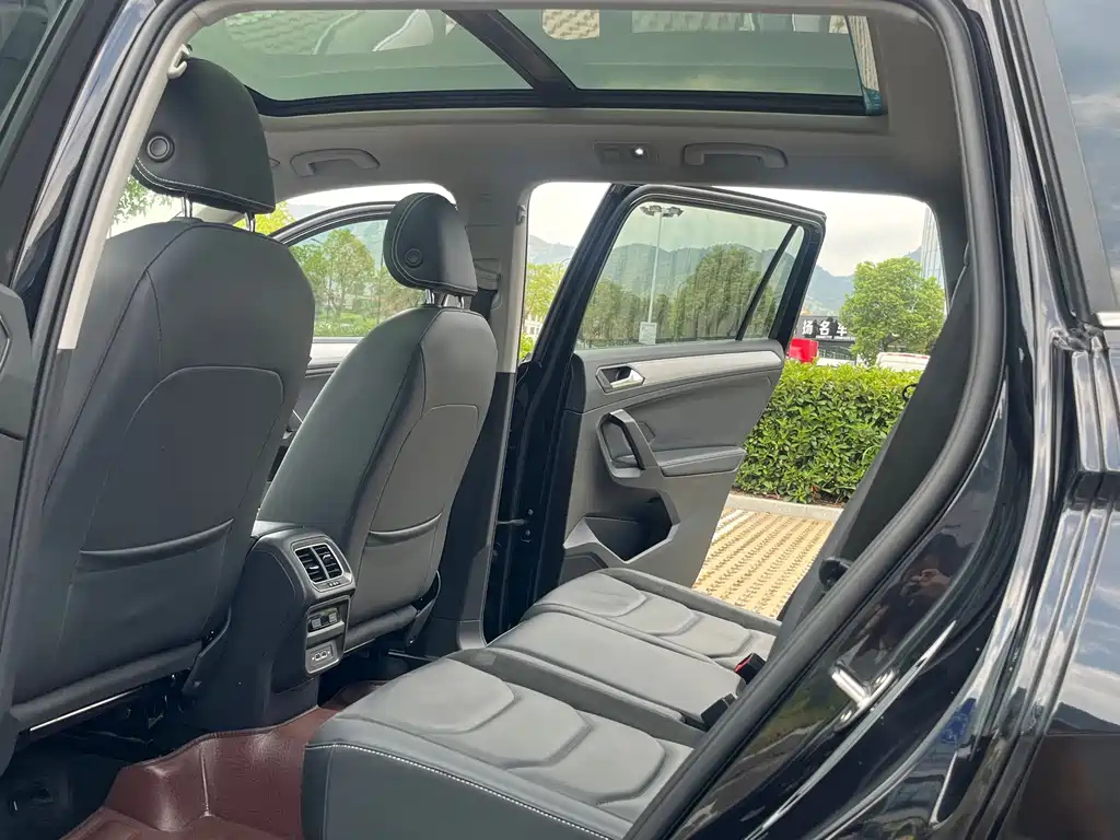 car slider