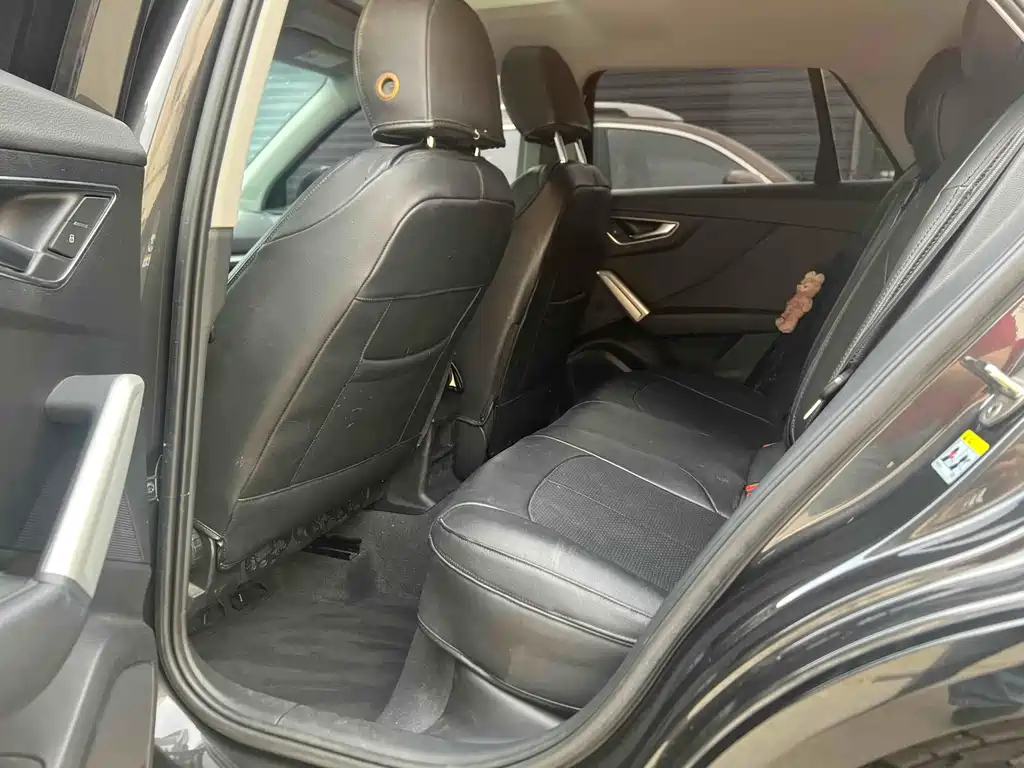 AUDI Q2L 2020