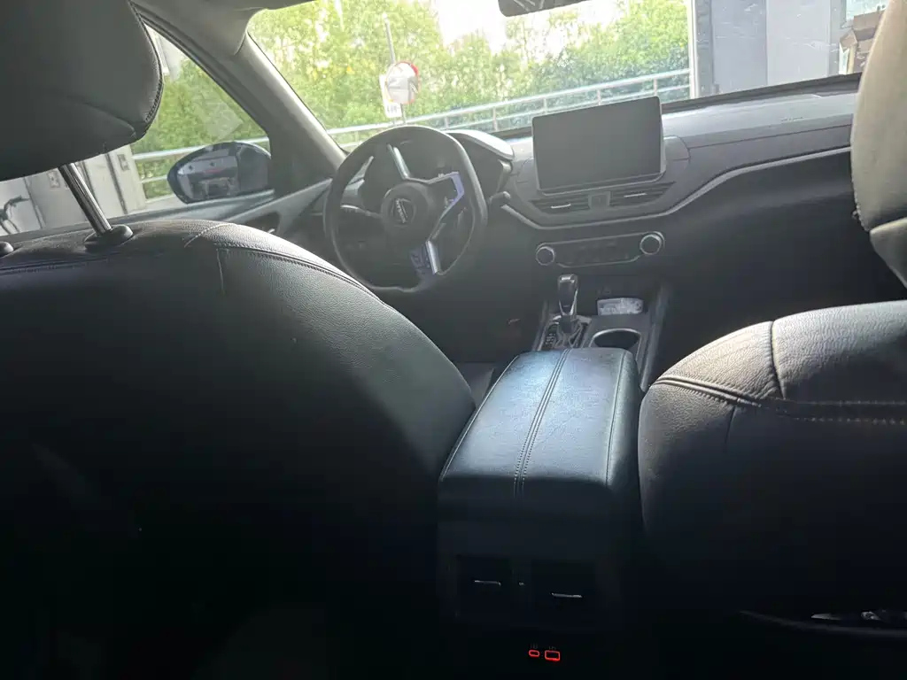 NISSAN TEANA 2021