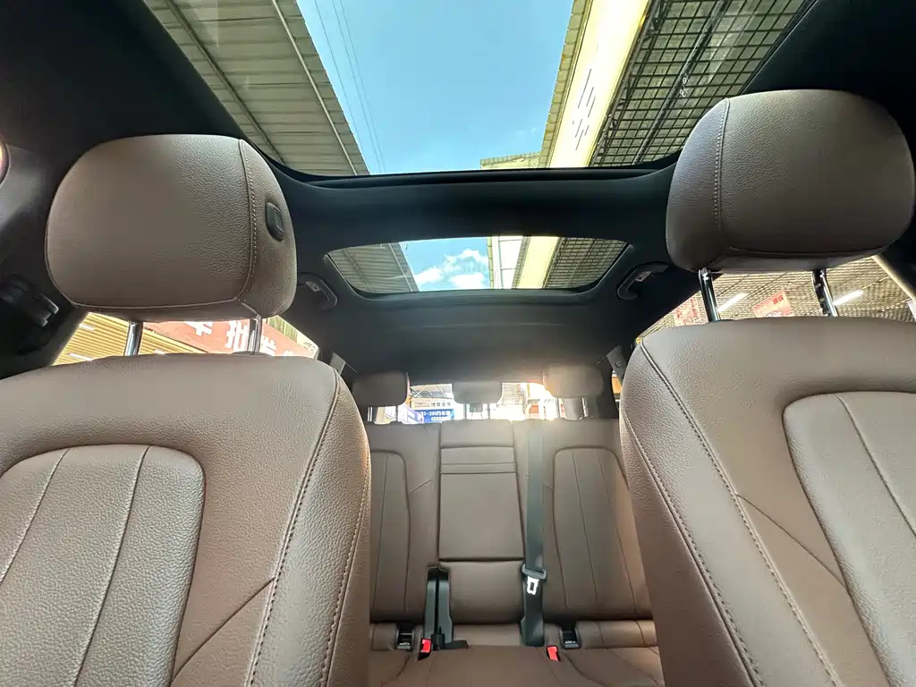 MERCEDES BENZ GLB 2024