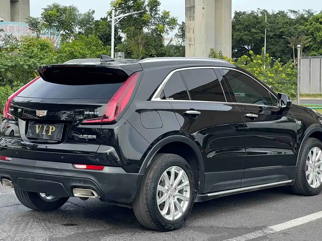 CADILLAC XT4 2022