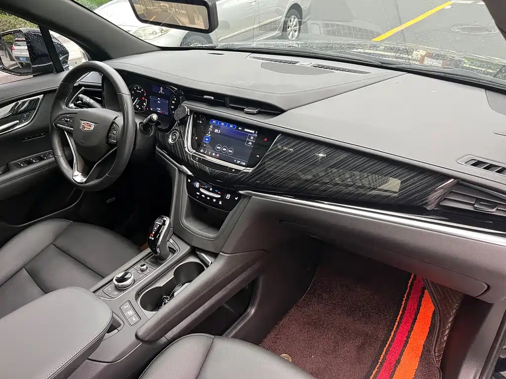 CADILLAC XT6 2023