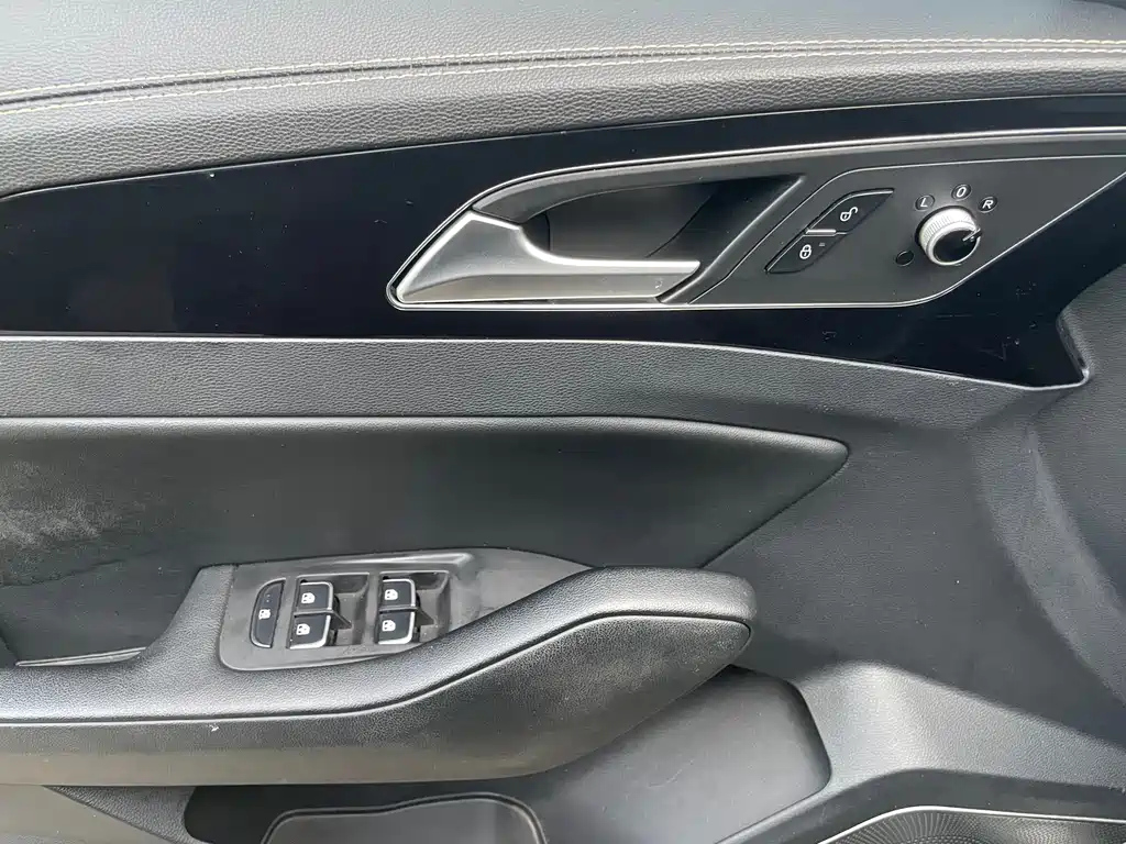 HONGQI H5 2020