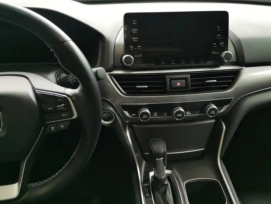 HONDA ACCORD 2018