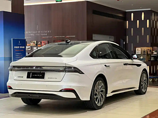 LINCOLN Z 2024 YEAR 2.0T 2WD HYBRID EDITION 2024