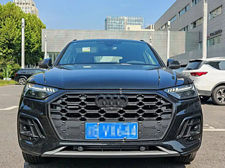 AUDI Q5L 2025