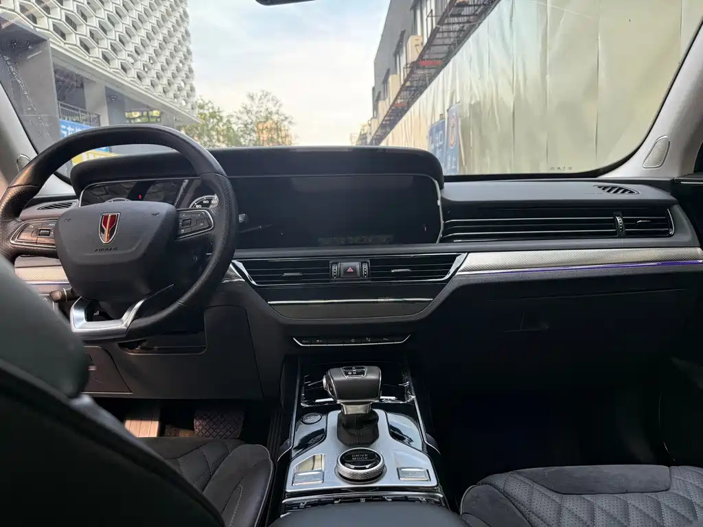 HONGQI HS5 2020