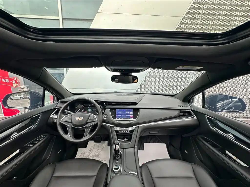 CADILLAC XT5 2023