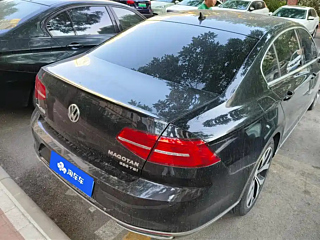 VOLKSWAGEN MAGOTAN 2018