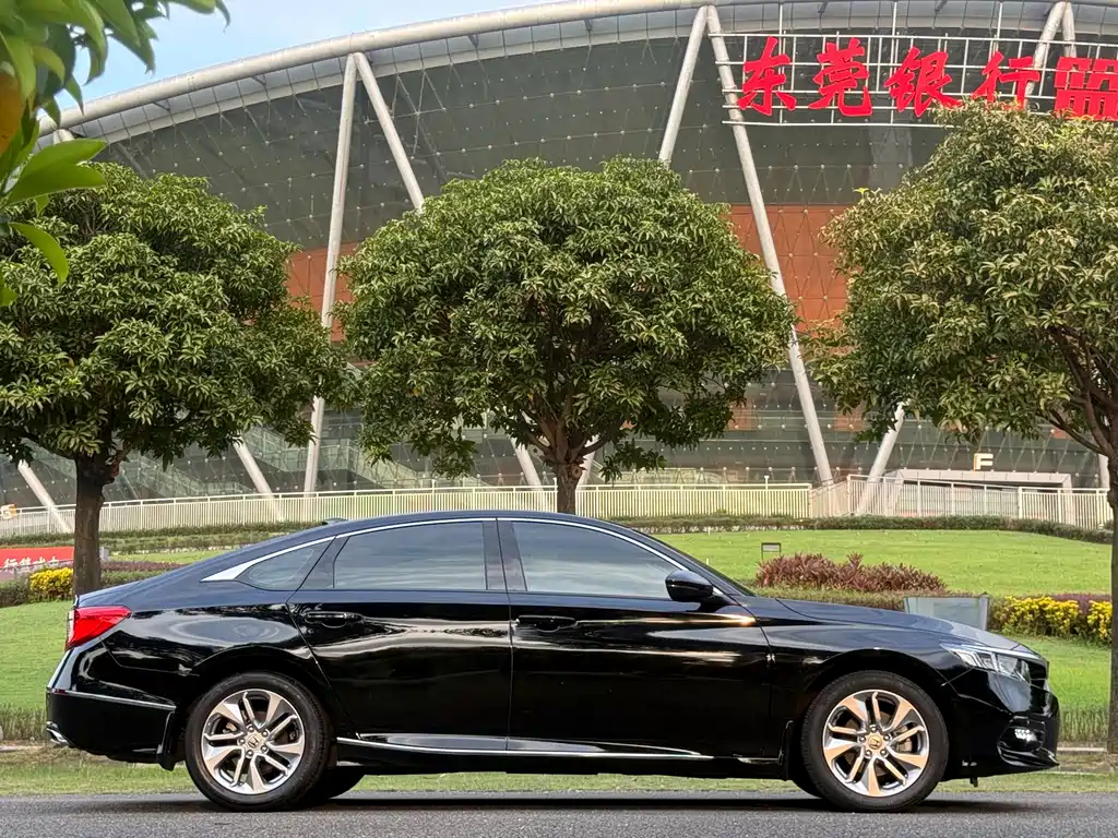HONDA ACCORD 2018