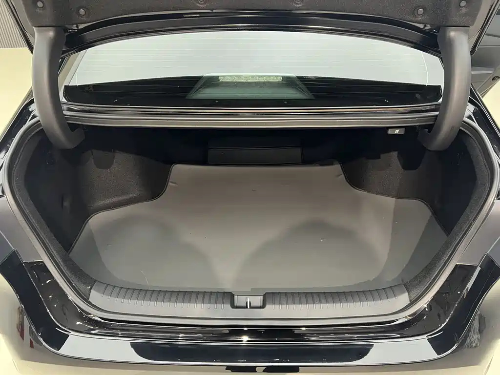 HONDA INSPIRE 2025