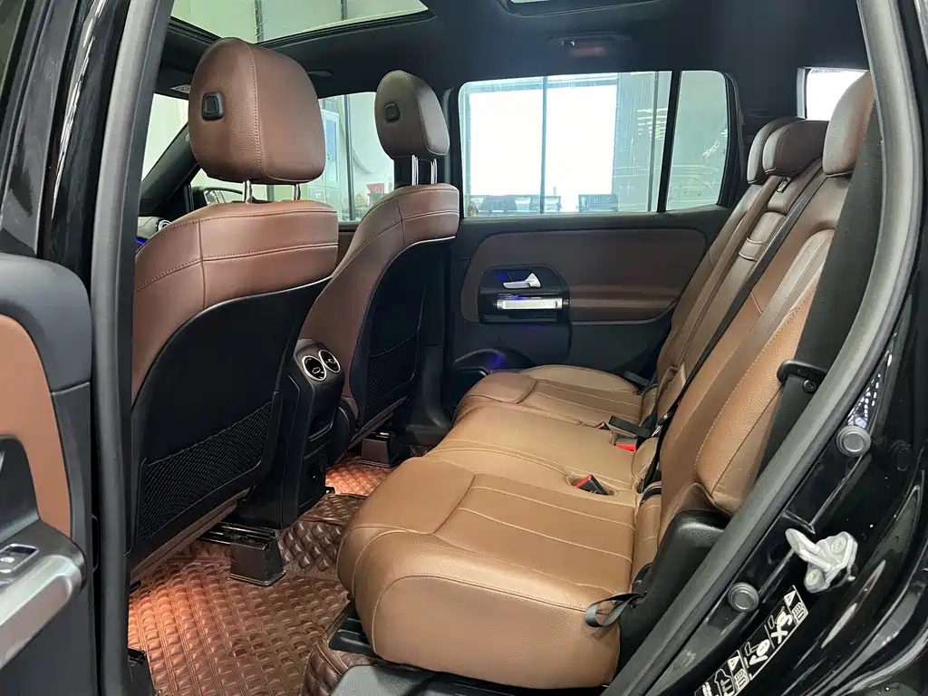 MERCEDES BENZ GLB 2021