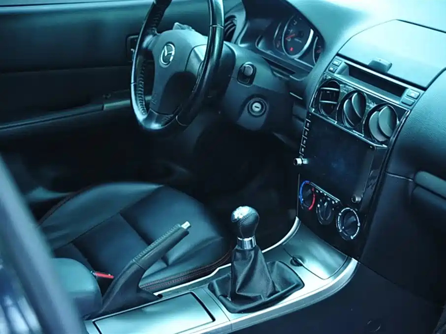 MAZDA 6 2015