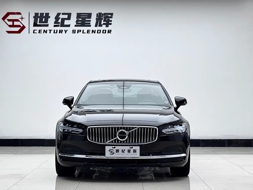 VOLVO S90 2023