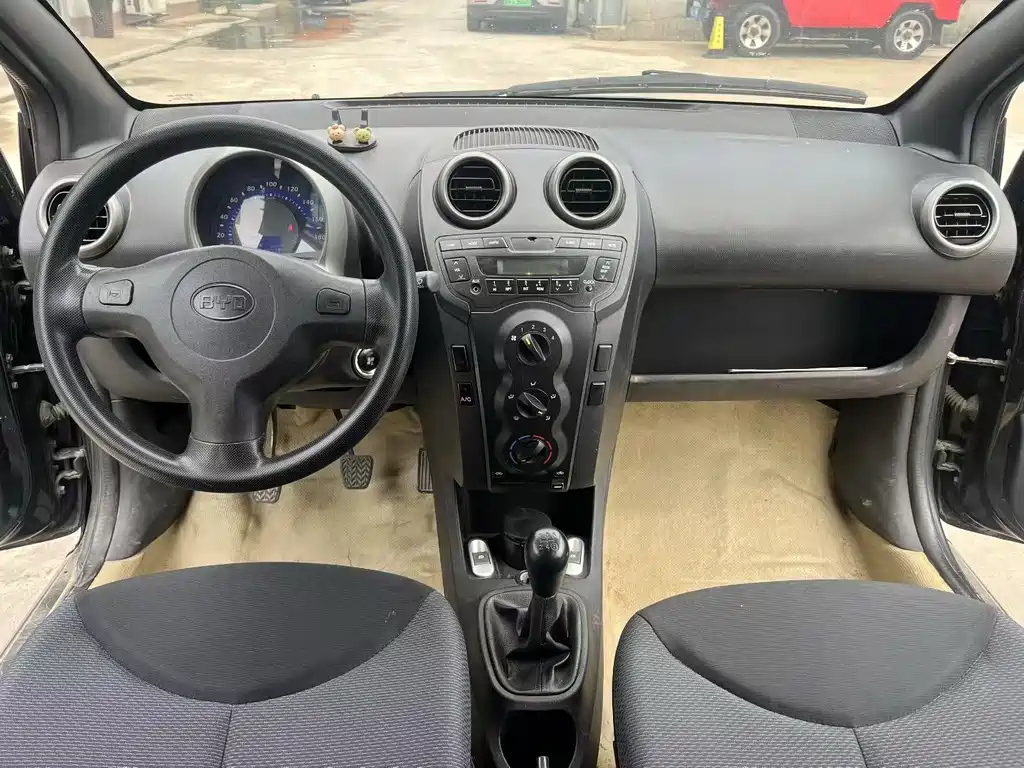BYD F0 2012