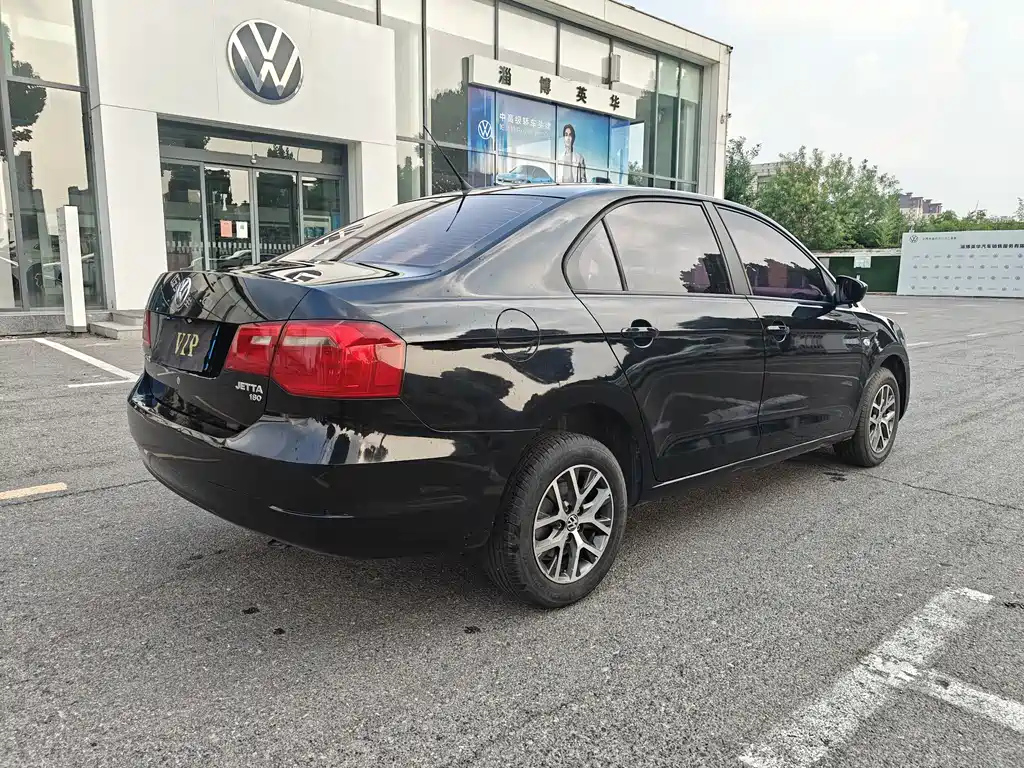 VOLKSWAGEN JETTA 2015