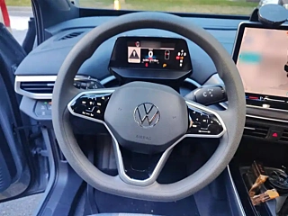 VOLKSWAGEN ID.4 CROZZ  2025 YEAR  EDITION 2025