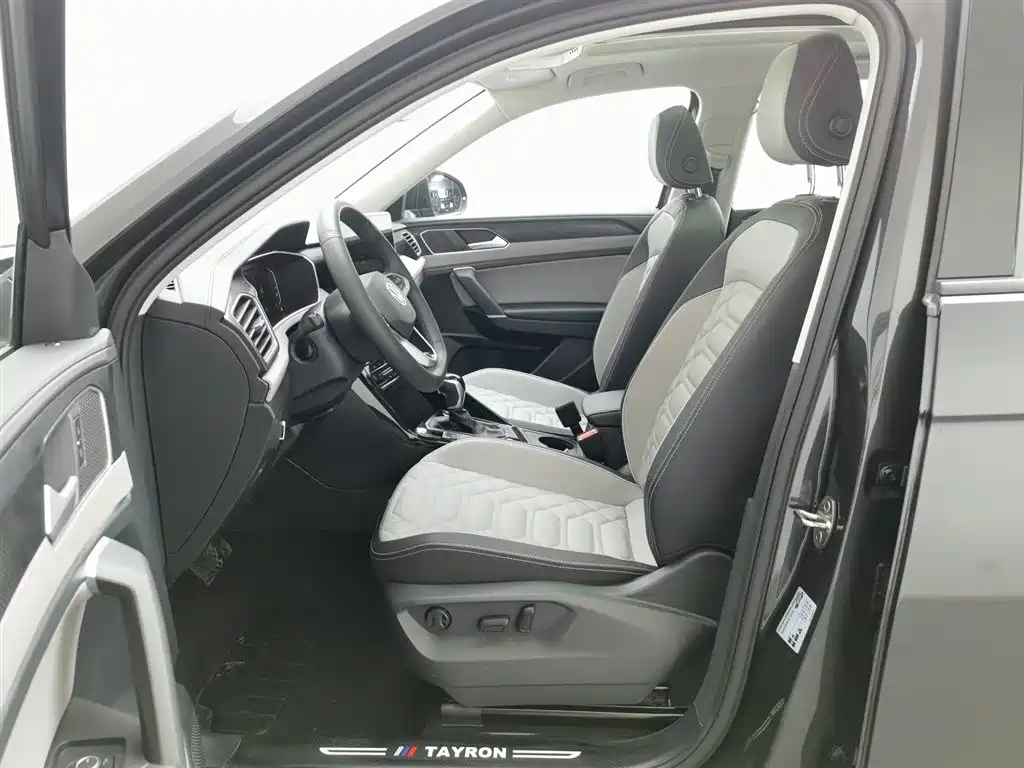 VOLKSWAGEN TAYRON 2024