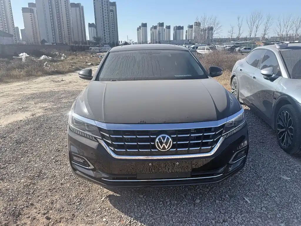 VOLKSWAGEN PASSAT 2020