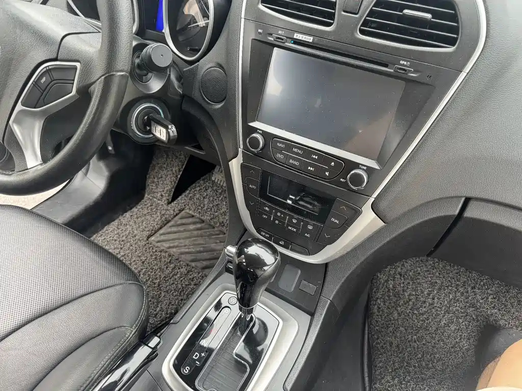 TRUMPCHI GS5 2013