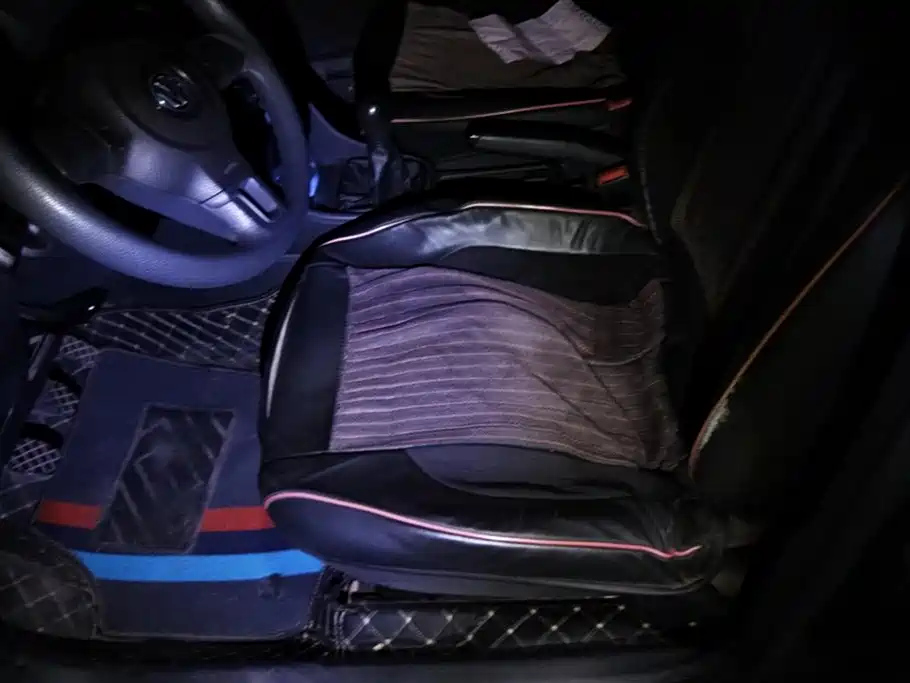 VOLKSWAGEN JETTA 2013