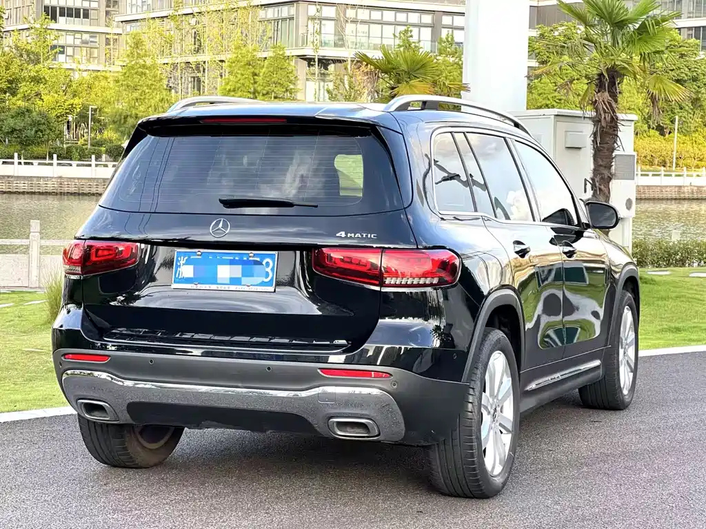 MERCEDES BENZ GLB 2020