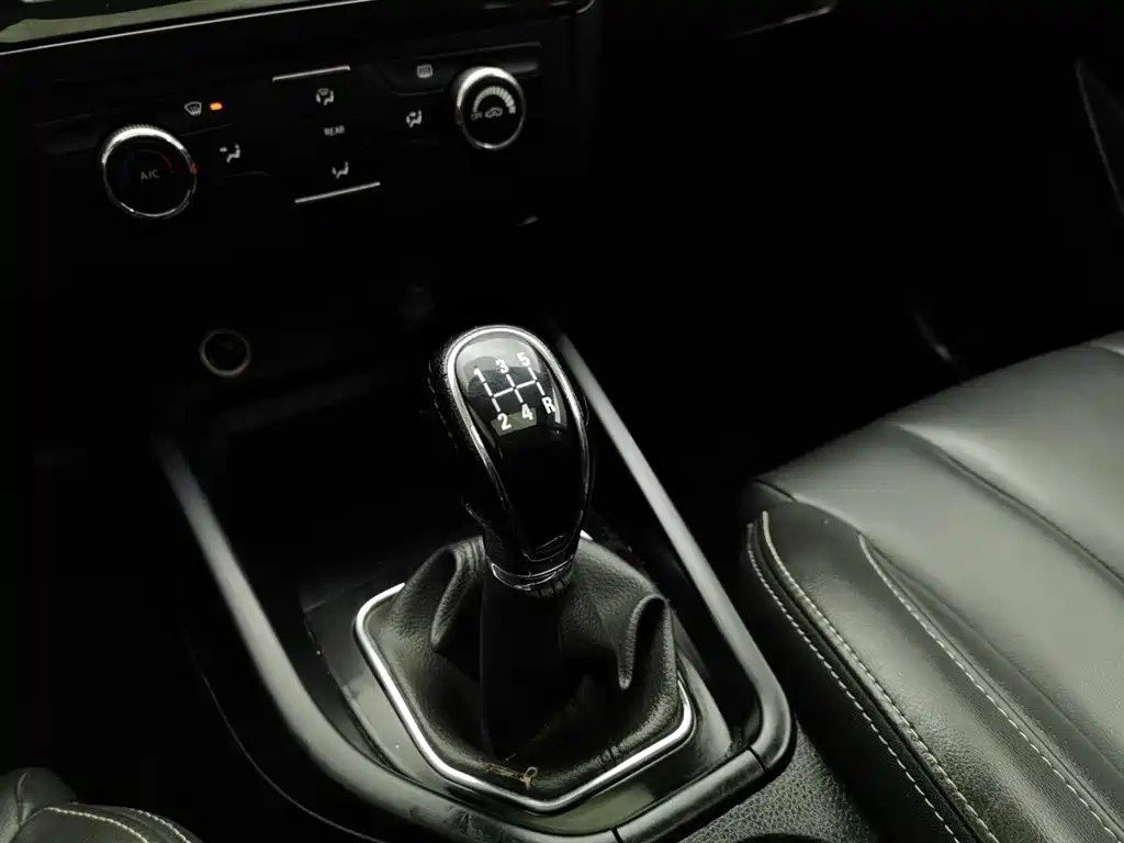 DONGFENG SCENERY 580 2016