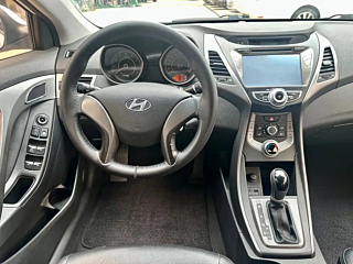 HYUNDAI ELANTRA  2015 YEAR 1.6L AUTOMATIC FASHION 2015