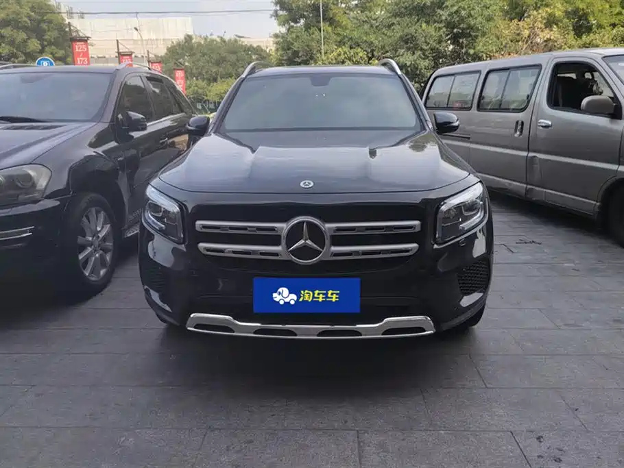MERCEDES BENZ GLB 2021