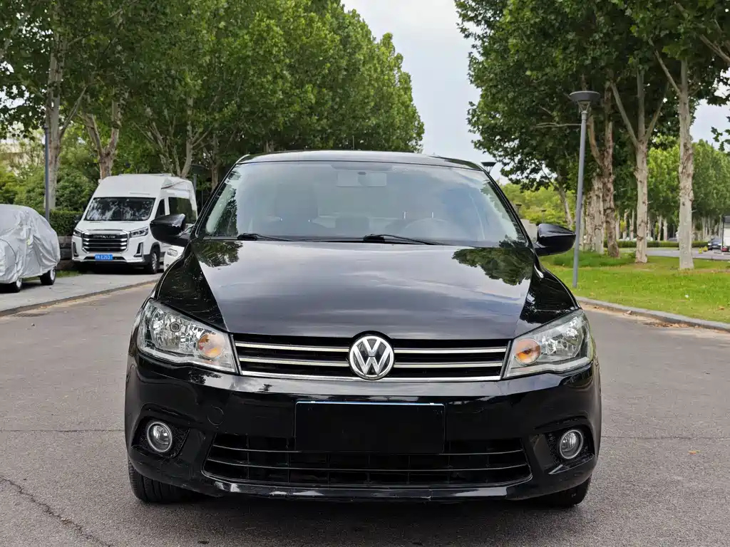 VOLKSWAGEN JETTA 2015